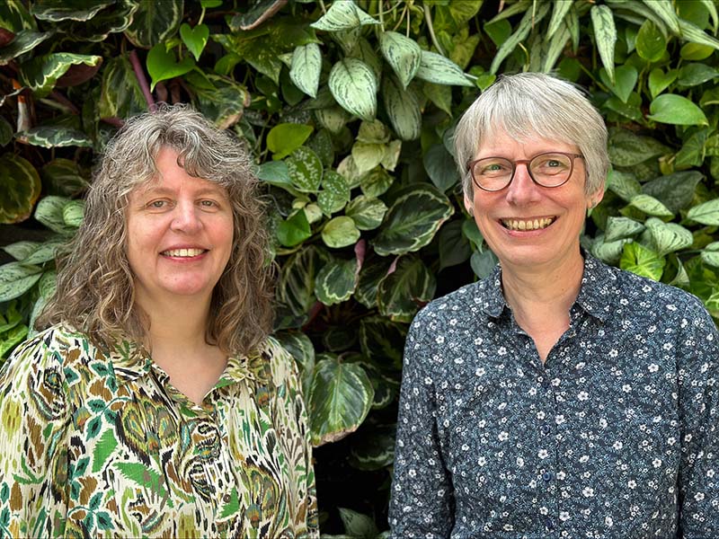 onderzoeker Conny van Ravenswaaij en moeder Pauline Bouman